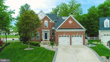 4939 Coronado Ct Waldorf, MD 20602