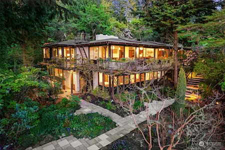 13109 70th Ln NE Kirkland, WA 98034