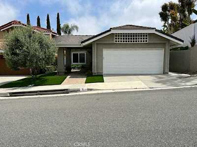 6 Saint Elizabeth Laguna Niguel, CA 92677