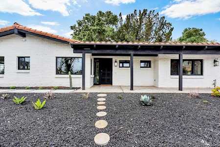 2109 Rancho Verde Drive Escondido, CA 92025
