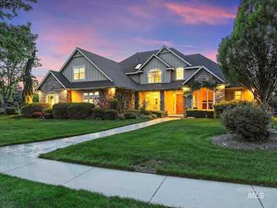4378 W Escalante Dr Eagle, ID 83616-4468
