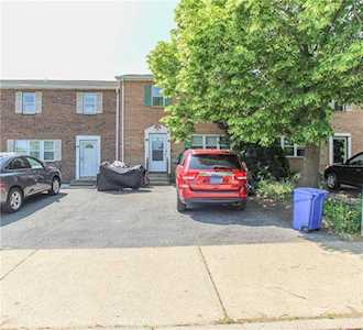 1694 Angela Dr Bethlehem, PA 18017
