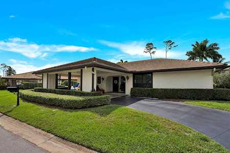 442 Pine Villa Drive Atlantis, FL 33462