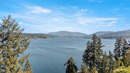 1607 W Lake Sammamish Parkway SE Bellevue, WA 98008