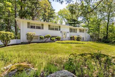 6 Mohawk Rd Canton, MA 02021