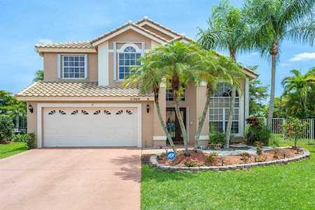 21968 Philmont Court Boca Raton, FL 33428