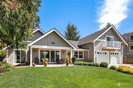 19030 9th Place NW Shoreline, WA 98177