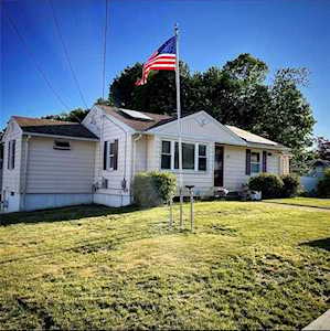 114 Pulaski St West Warwick, RI 02893