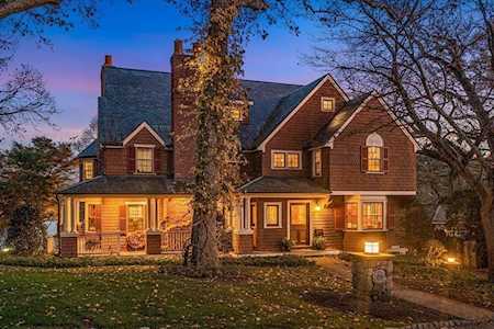8 Niles Lane Winchester, MA 01890