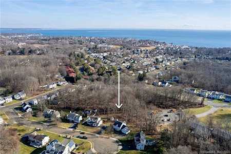 45 Shadows End Ln Milford, CT 06460