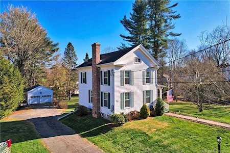 12 Woolson St Watertown, CT 06795