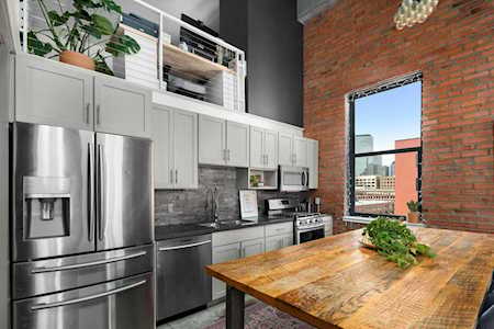 250 Park Avenue #709 Minneapolis, MN 55415