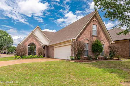 2916 Boffin Dr Southaven, MS 38672