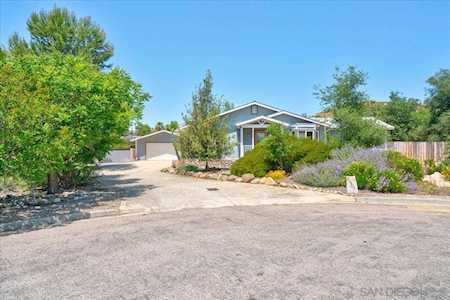 24903 Via Lopez Ct. Ramona, CA 92065