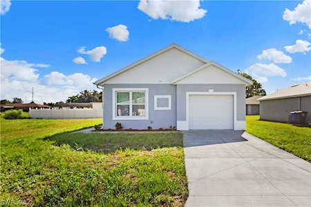 2269 French St Fort Myers, FL 33916