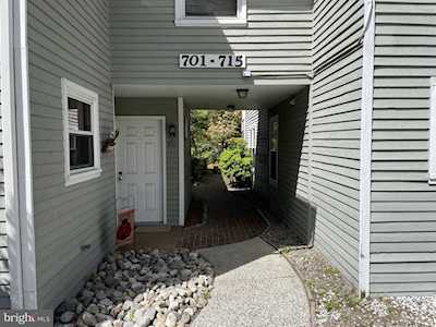 713 E Fishers Creek Rd Galloway, NJ 08205