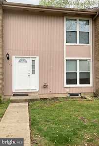 1940 Cambridge Dr #71 Crofton, MD 21114