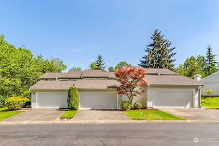 222 145th Place SE Bellevue, WA 98007