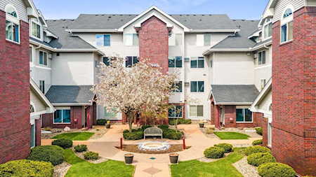 7440 Edinborough Way #4312 Edina, MN 55435