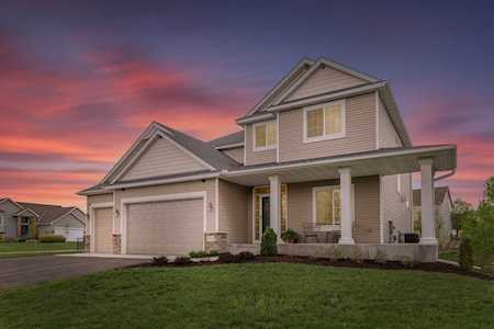 9474 Bandy Lane Minnetrista, MN 55375