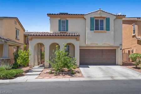 6541 Brooklyn Heights St Las Vegas, NV 89166