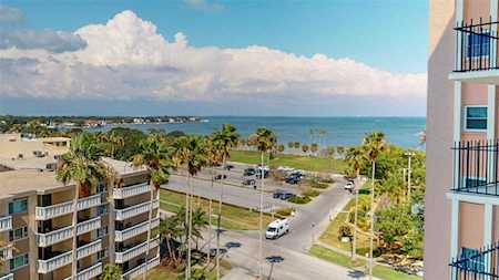 1120 N Shore Dr NE #804 St. Petersburg, FL 33701