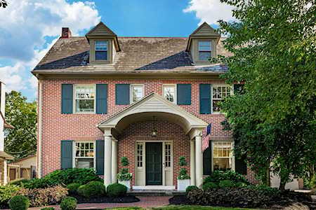 1941 Chelsea Road Columbus, OH 43212
