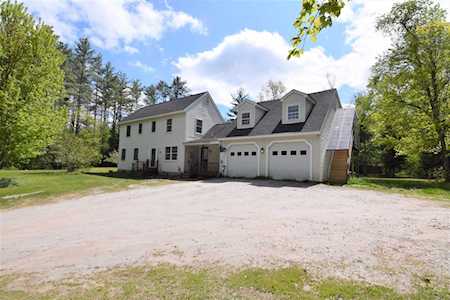 26 Cornish Turnpike Newport, NH 03773