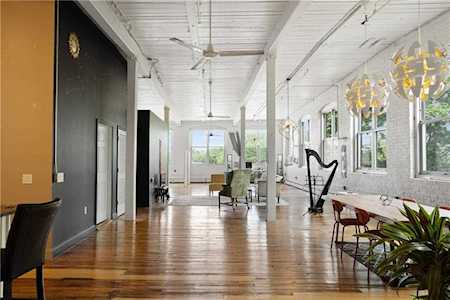 404 Roosevelt Ave #501U Central Falls, RI 02863
