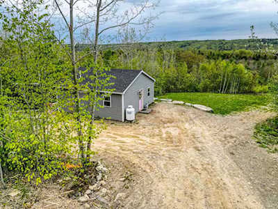 1781 Hostile Valley Rd Palermo, ME 04354