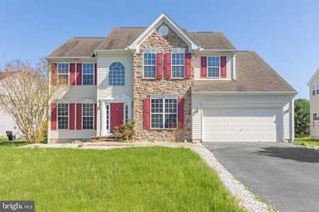 60 Ivy Glen Ct Smyrna, DE 19977