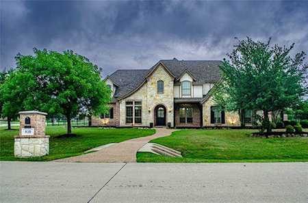 810 Amblewood Drive Lucas, TX 75002