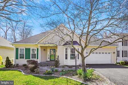14711 Kamputa Dr Centreville, VA 20120