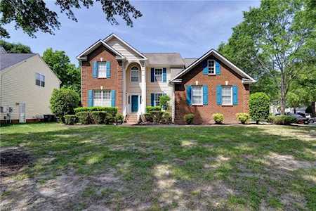 307 Schooner Blvd Williamsburg, VA 23185