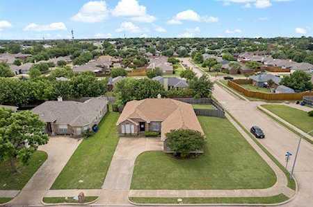 3202 Creekside Drive Sachse, TX 75048