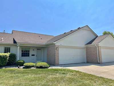 51310 Elly Dr Chesterfield, MI 48051