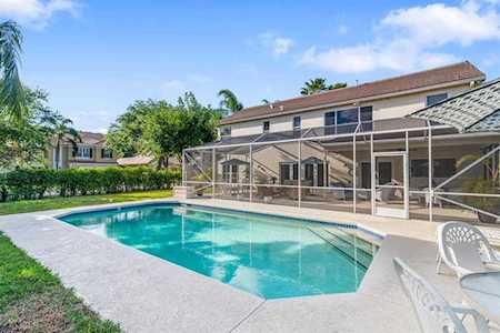 10117 Hunt Club Lane Palm Beach Gardens, FL 33418