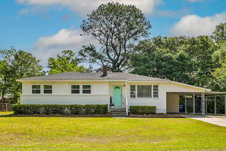 2712 Budds Ave Ave North Charleston, SC 29405