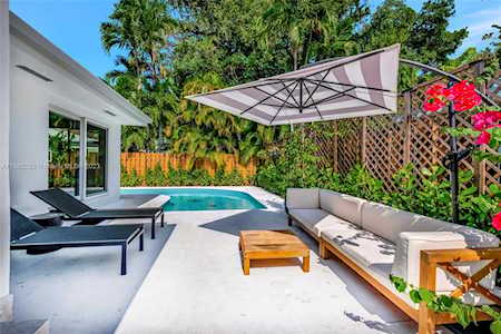 2440 Tequesta Ln Coconut Grove, FL 33133
