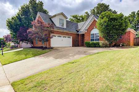 8393 Shady Elm Dr Memphis, TN 38018