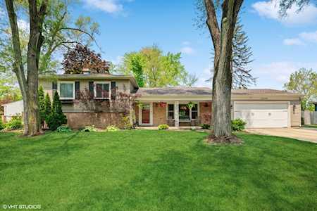 22W350 Arbor Ln Glen Ellyn, IL 60137