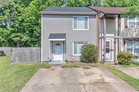5345 Grand Lake Cres Virginia Beach, VA 23462