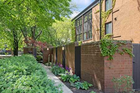 1716 N St. Michaels Ct Chicago, IL 60614