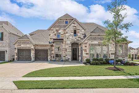 1151 Bailey Drive Lantana, TX 76226