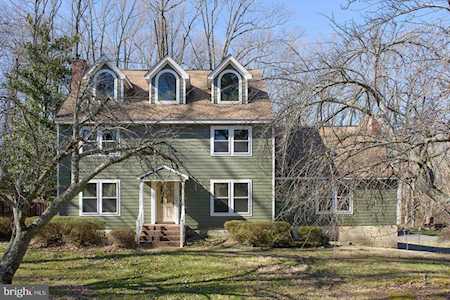 1696 Saefern Way Annapolis, MD 21401