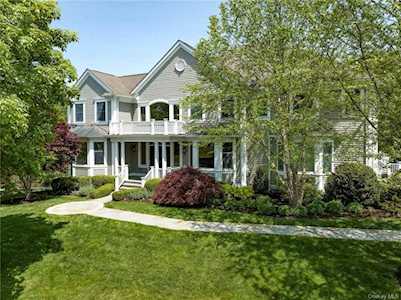 1 Dawson Court West Harrison, NY 10604
