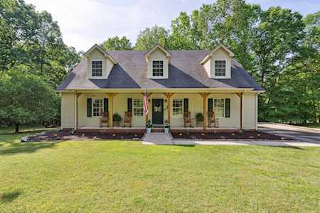 1205 Bald Eagle Dr Kingston Springs, TN 37082