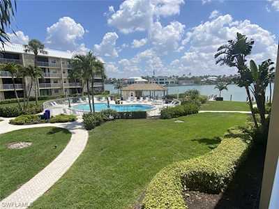 3000 N Gulf Shore Blvd #213 Naples, FL 34103
