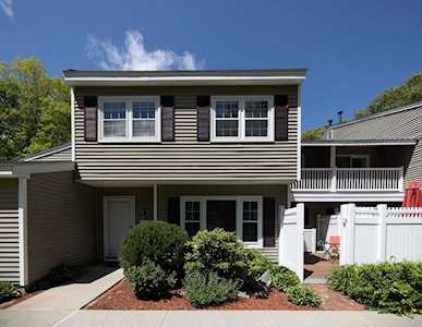 625 Edgebrook Dr #625 Boylston, MA 01505