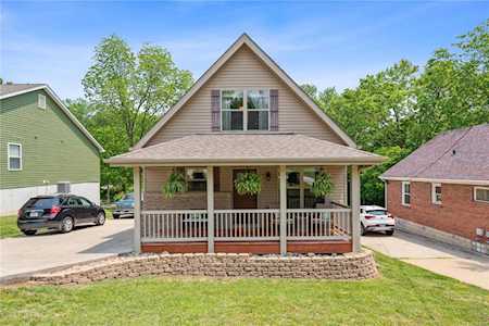 106 Reading Ave Maryland Heights, MO 63043